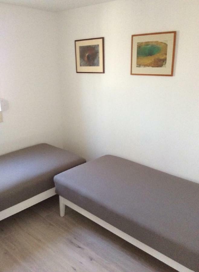 Villa Szegfu Apartmanhaz Balatonfůzfő Exterior foto