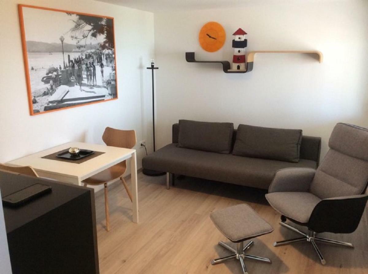 Villa Szegfu Apartmanhaz Balatonfůzfő Exterior foto